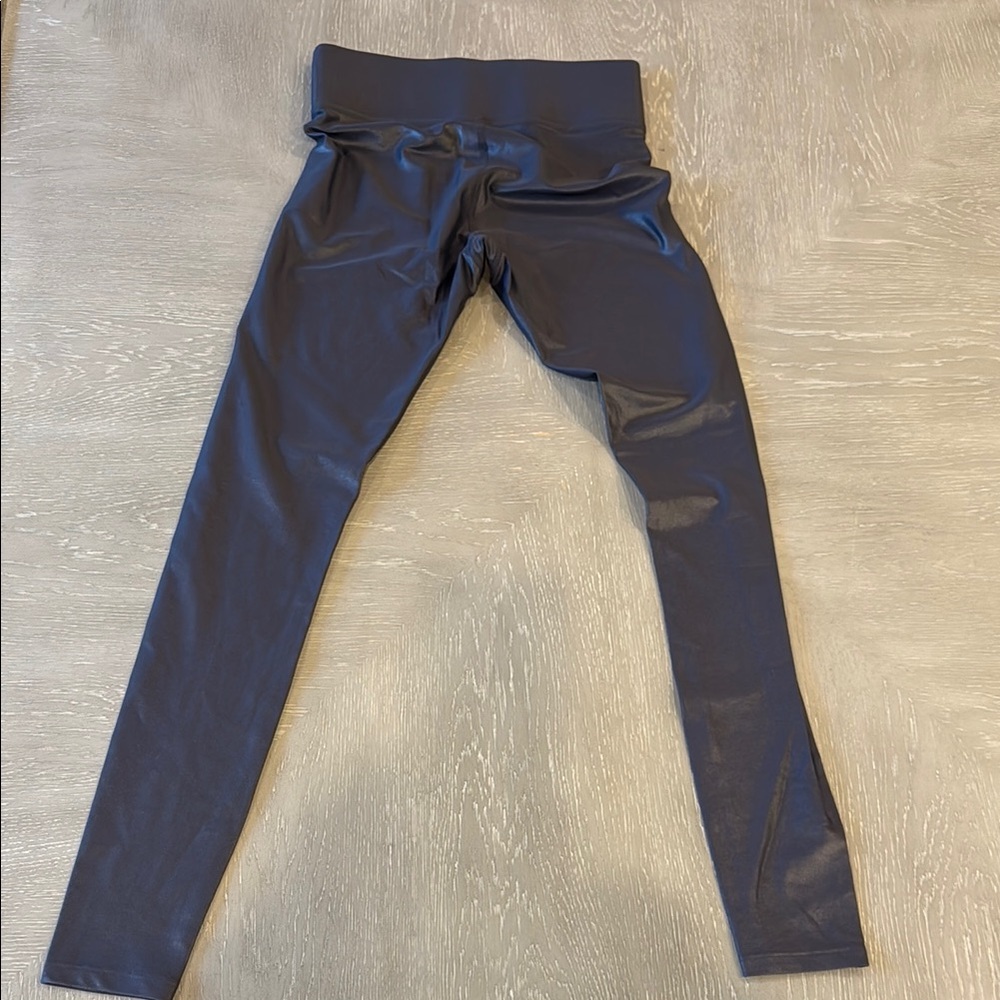 Steel Gray Carbon38 Takara Shine Leggings Extra Small  New Without Tags - Picture 10 of 16